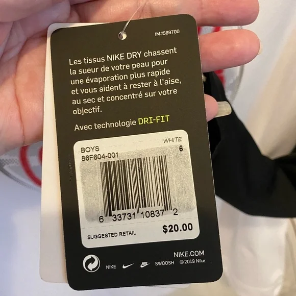 adidas & Nike Boys Set of 2 Long Sleeve T-Shirts - 6 - Picture 4 of 12